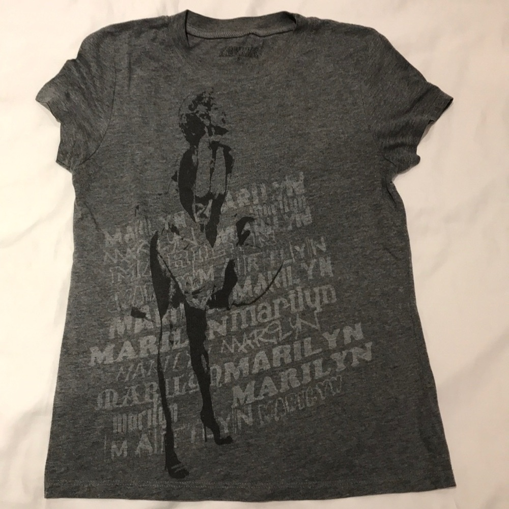 Grey Marilyn Monroe T-shirt sz Small